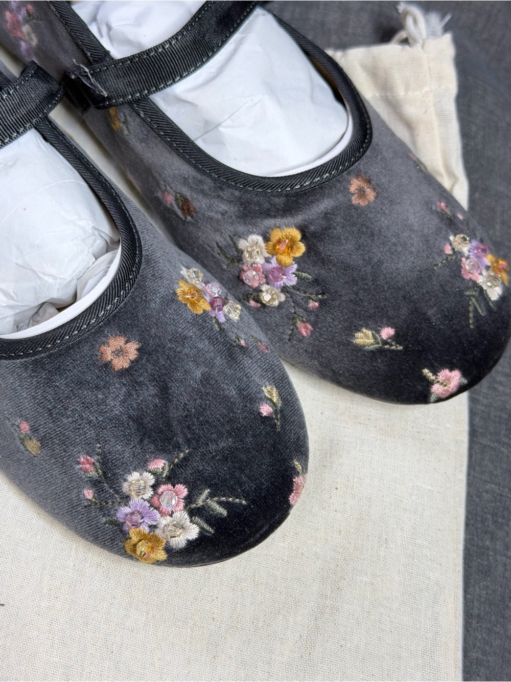 NWT Zara Kids Girls Velvet FLORAL EMBROIDERED BALLET FLATS Shoes Size 4 - Picture 10 of 14